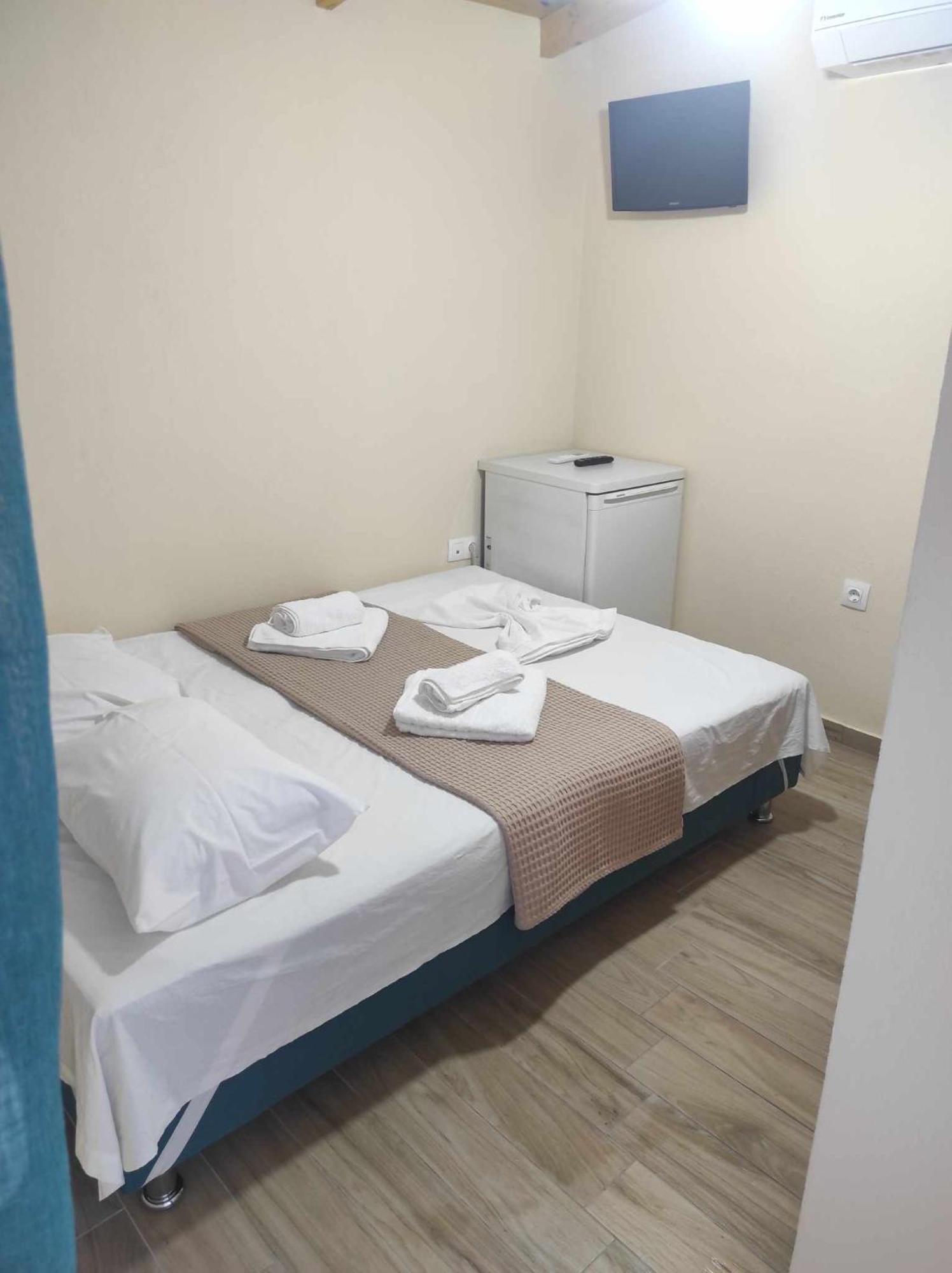 Light Blue Paralia Apartments מראה חיצוני תמונה