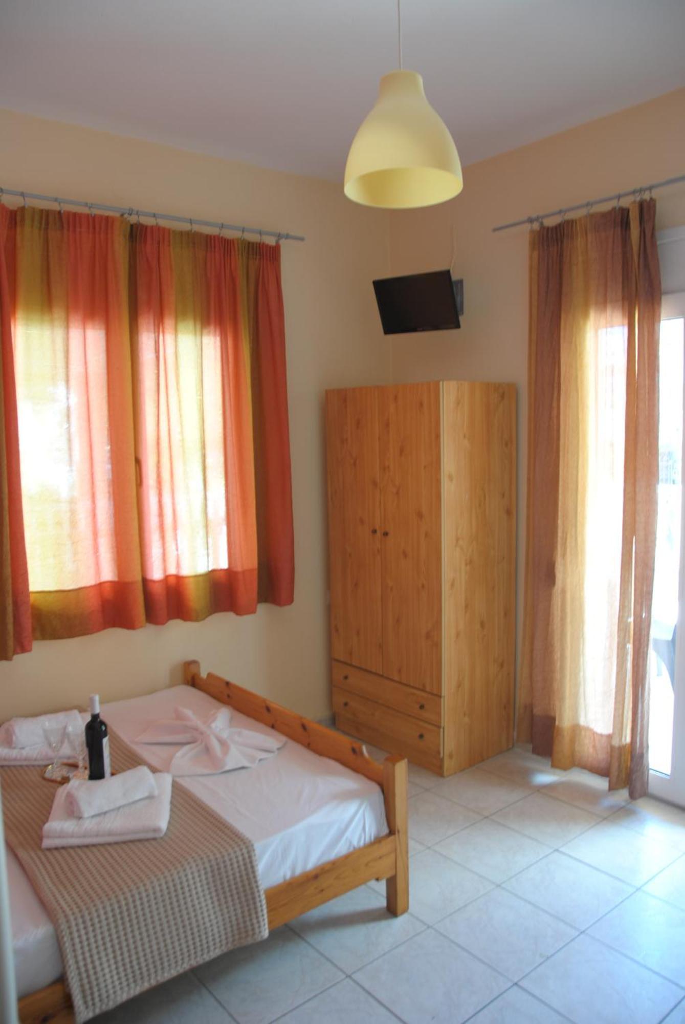 Light Blue Paralia Apartments מראה חיצוני תמונה