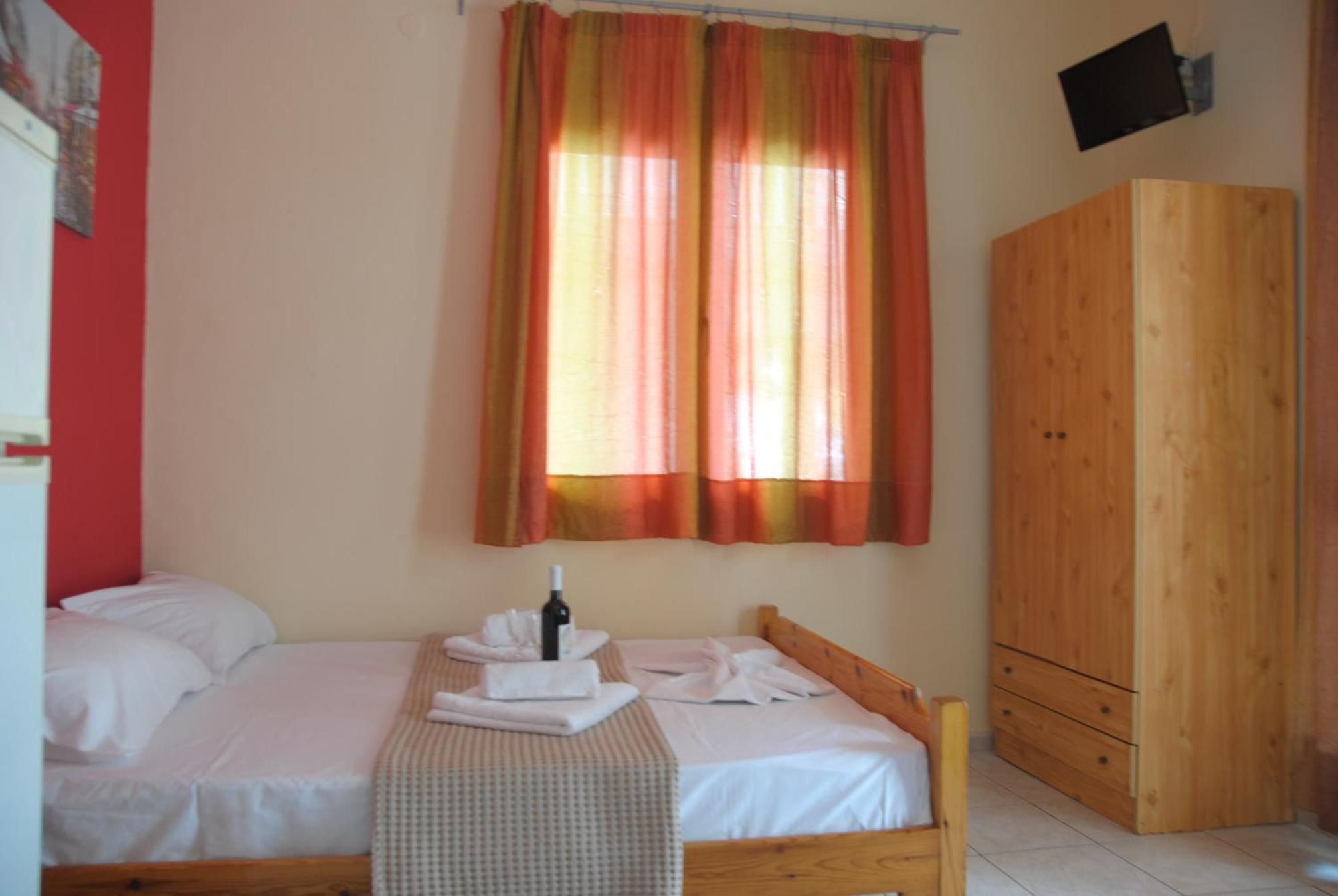Light Blue Paralia Apartments מראה חיצוני תמונה