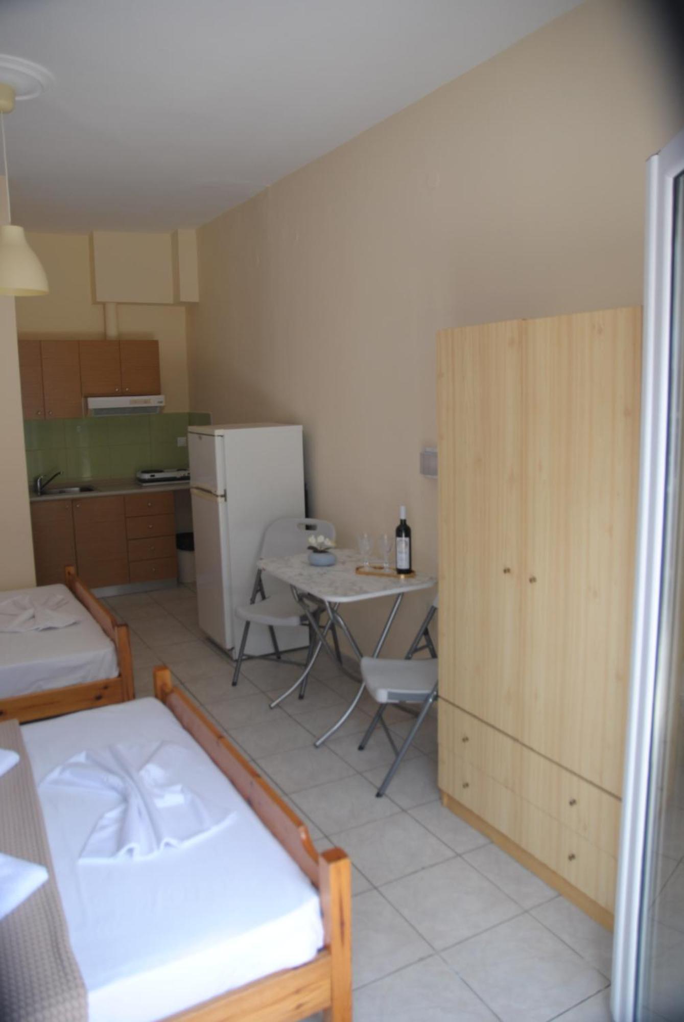 Light Blue Paralia Apartments מראה חיצוני תמונה